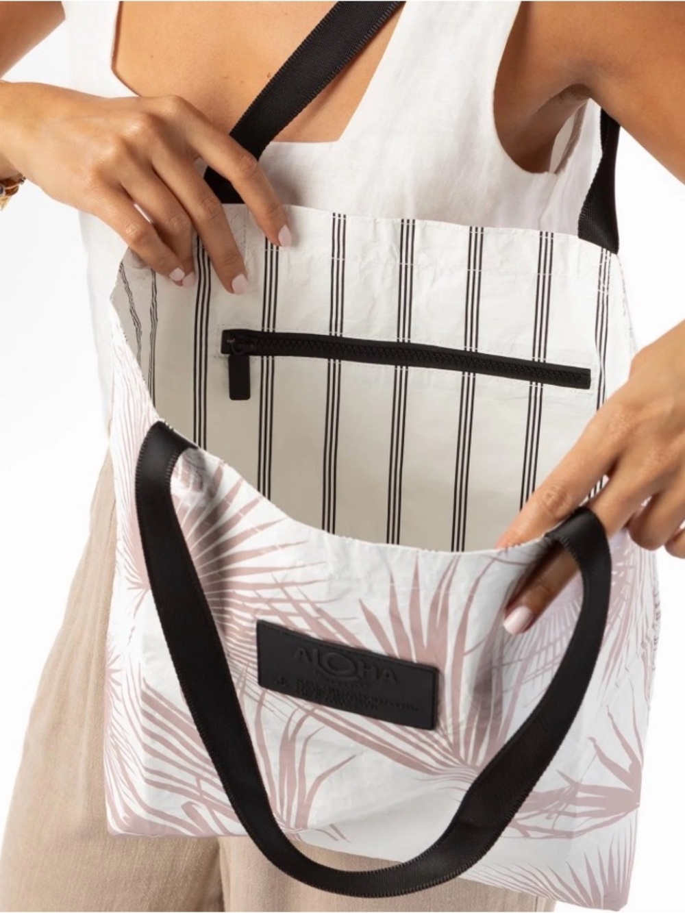 Aloha Collection Day Palms Reversible Tote Bag In Rose Gold
